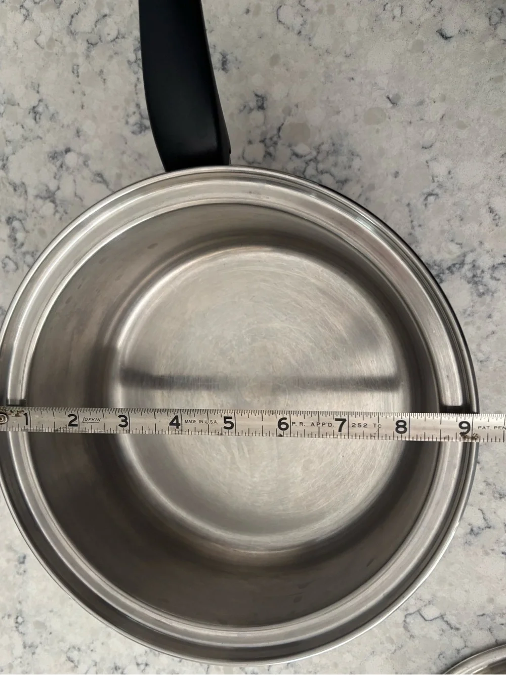 Maxam Worlds Finest 7 Ply Stainless Steel 3 Qt Saucepan with Vented Lid #196